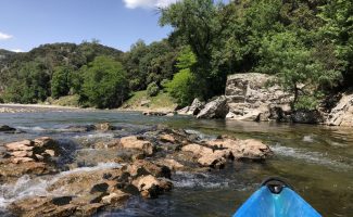 Canoë - Kayak de Vogüé/Balazuc à St Martin d'Ardèche - 56 km / 4 jours avec Canoës Service