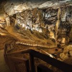 © Salle de la Cathédrale de la Grotte Saint-Marcel - Ludovic Fremondiere