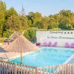 © Camping coin charmant - Piscine - CAMPING LE COIN CHARMANT piscine