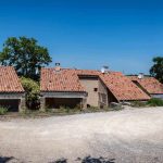 © Le chêne - Village de gîtes Le Serre de Pierre - Gîtes de France